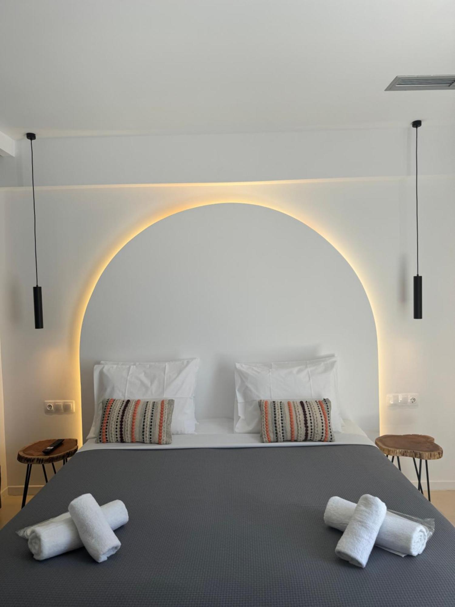 Angelo Estate Santorini Aparthotel Периса Екстериор снимка
