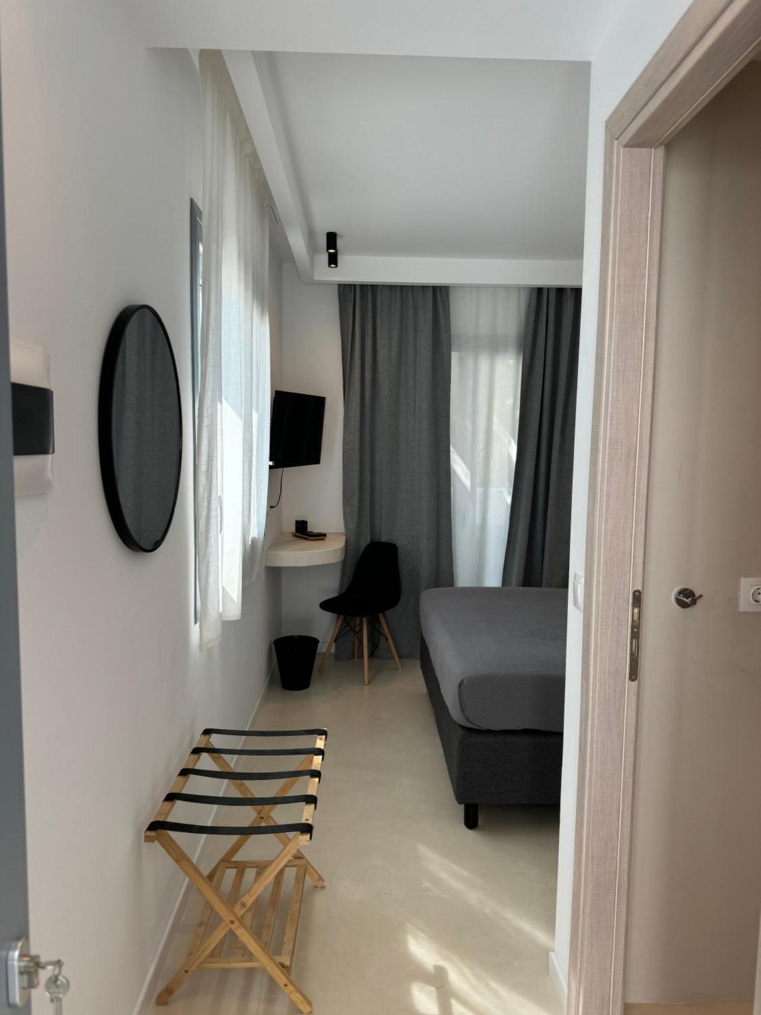 Angelo Estate Santorini Aparthotel Периса Екстериор снимка
